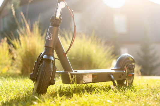 Electric Scooter Safety Tips for Summer Riding: A Guide for Riders in UAE & KSA